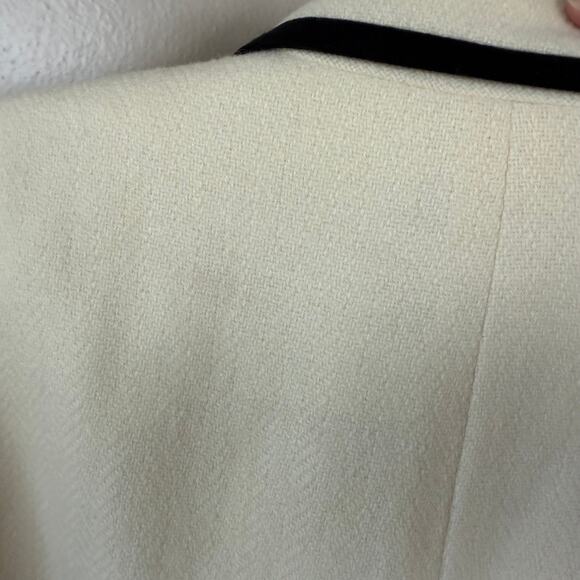 Lauren Ralph Lauren Cream wool blend 3/4 jacket black trim size 20W - Picture 8 of 10